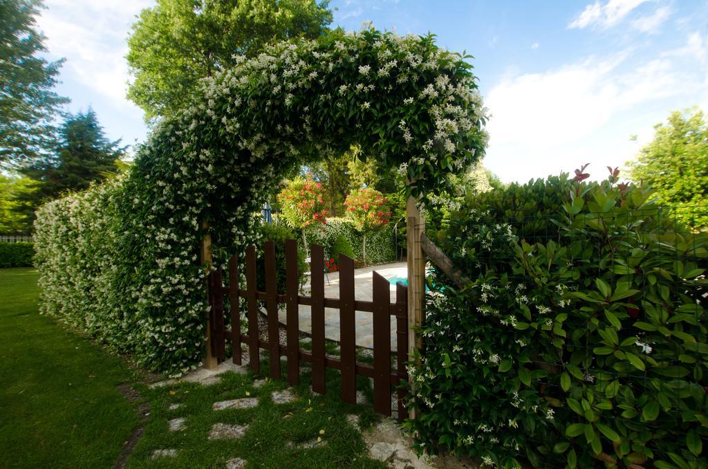 Bed and Breakfast La Coccinella Jesi Esterno foto